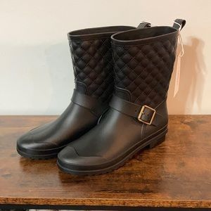 BRAND NEW with Tags! Capelli NY rain boots size 7 Black
